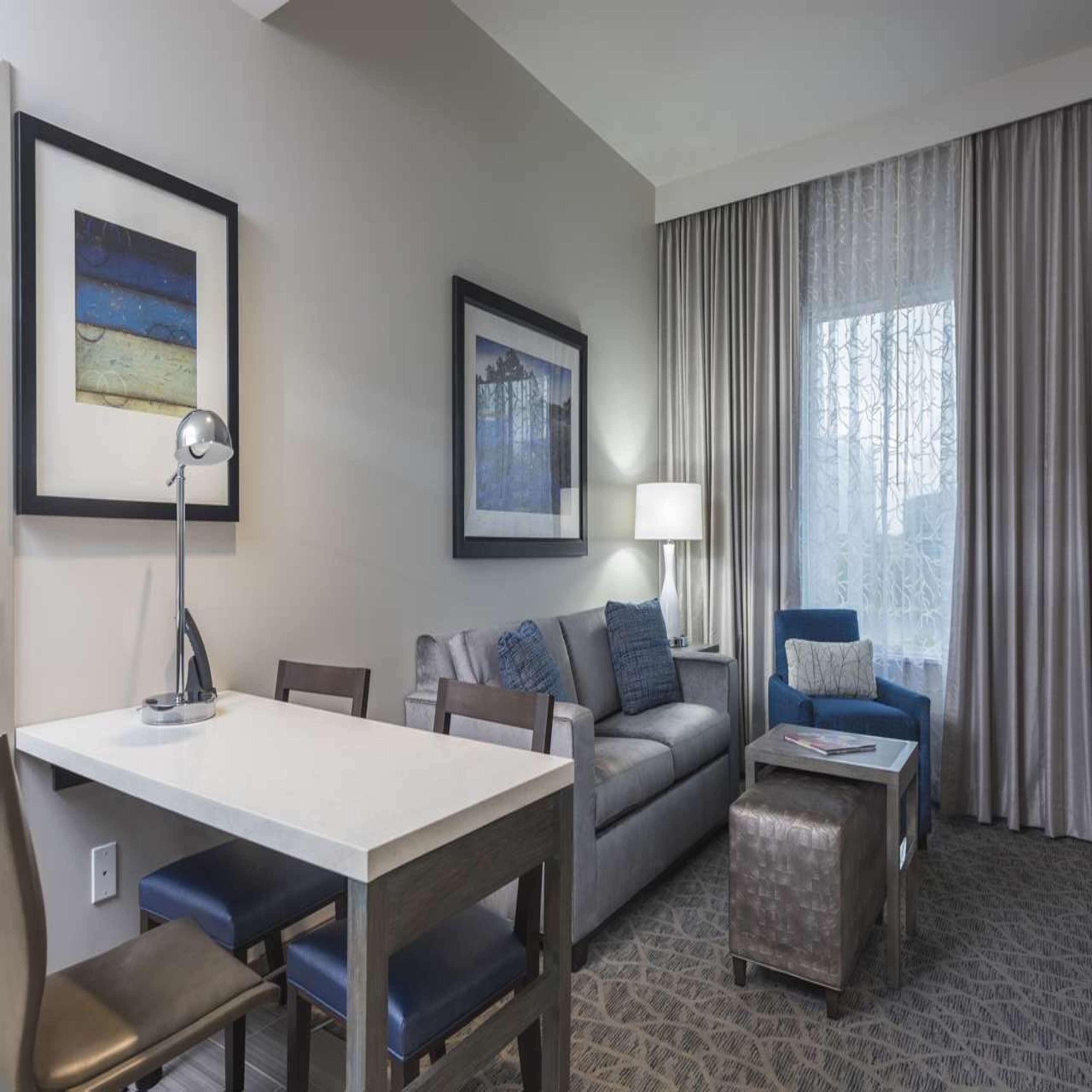 Embassy Suites By Hilton דה וודלנדס מראה חיצוני תמונה