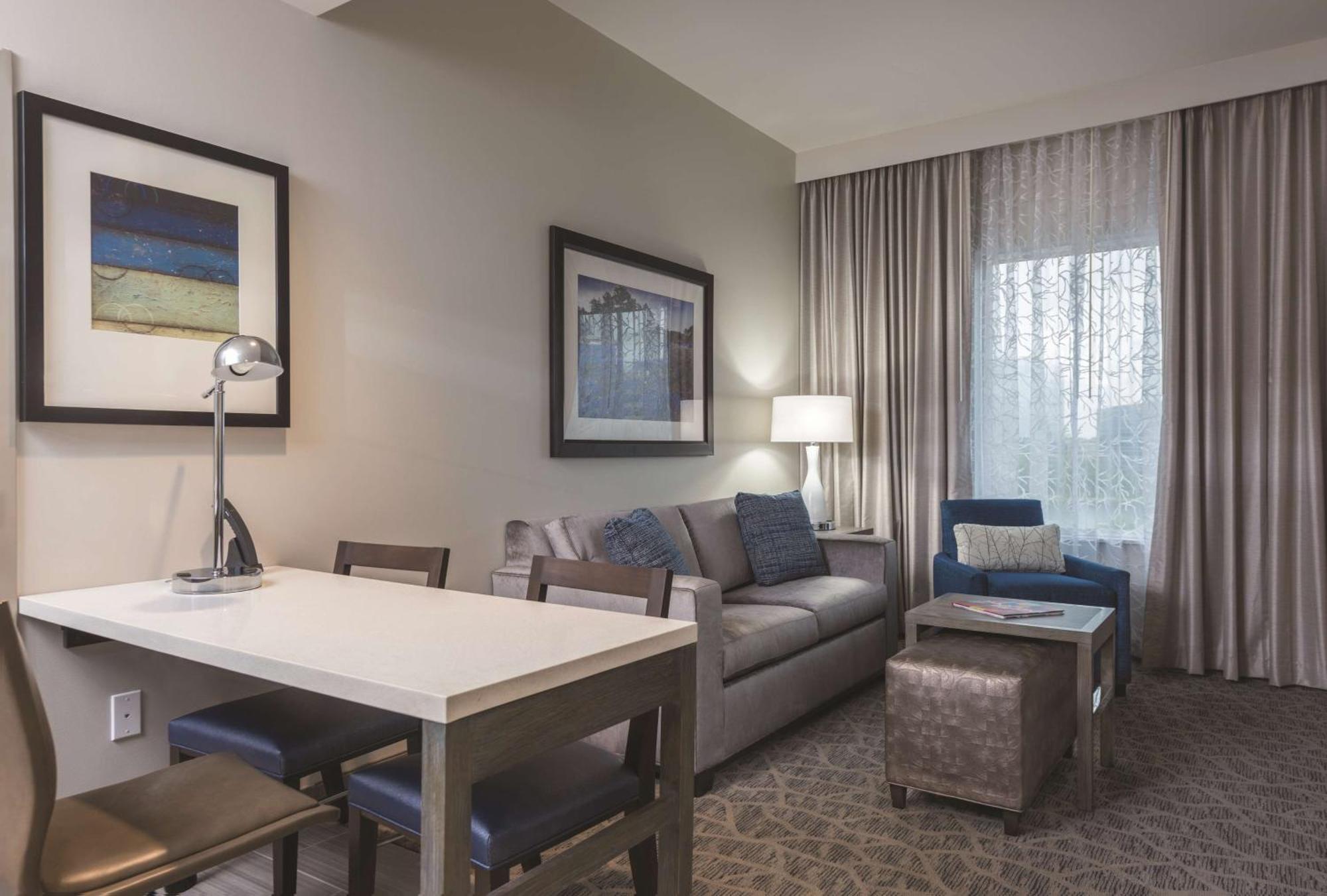 Embassy Suites By Hilton דה וודלנדס מראה חיצוני תמונה